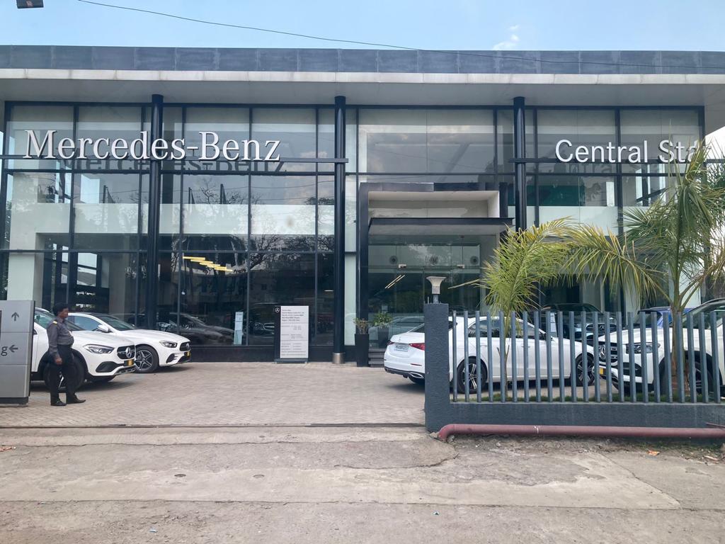 Mercedes-Benz Automobile Showroom MBI Project